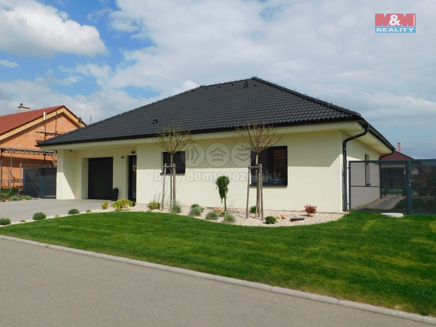 Rodinné domy, Lipová, Březí, 185 m²