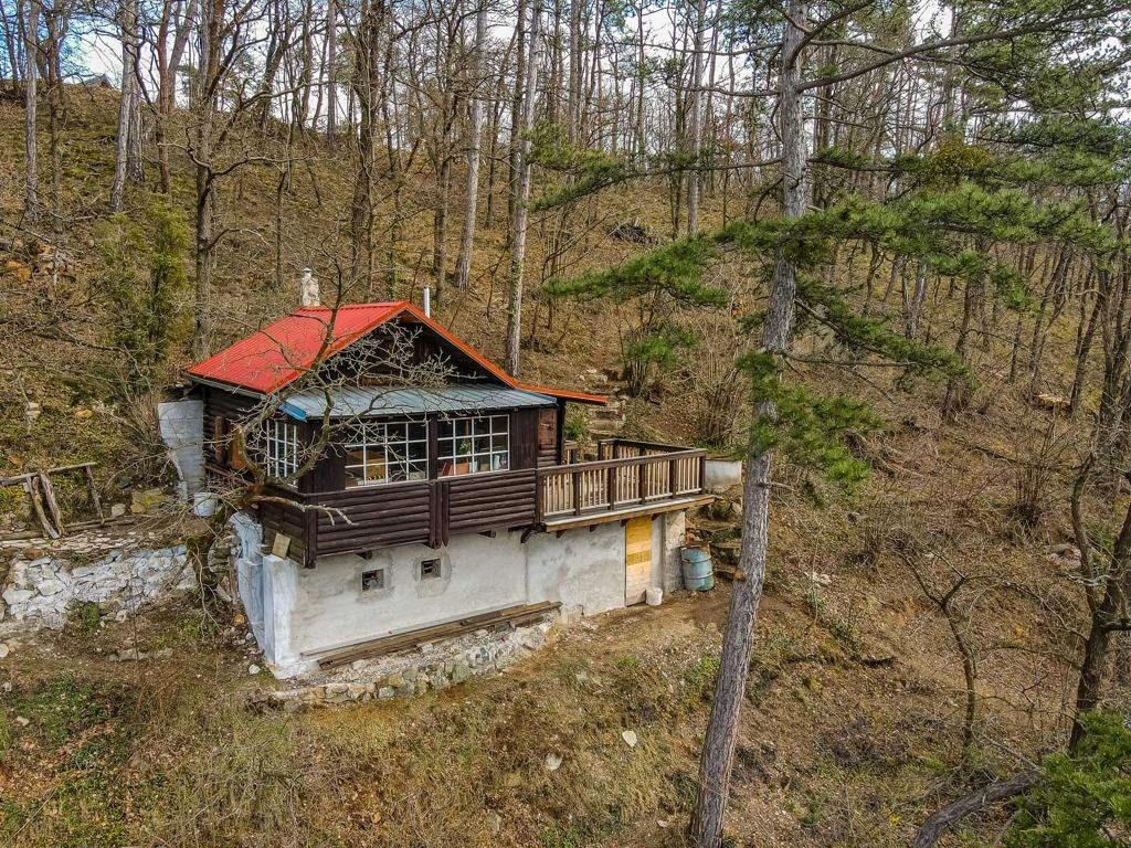 Chaty, Davle, 252 06