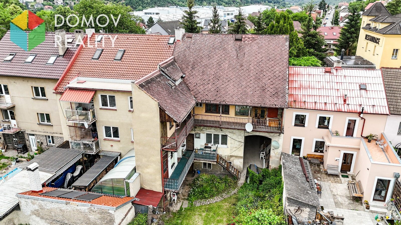 Rodinné domy, Pražská, Beroun, 199 m² - 1