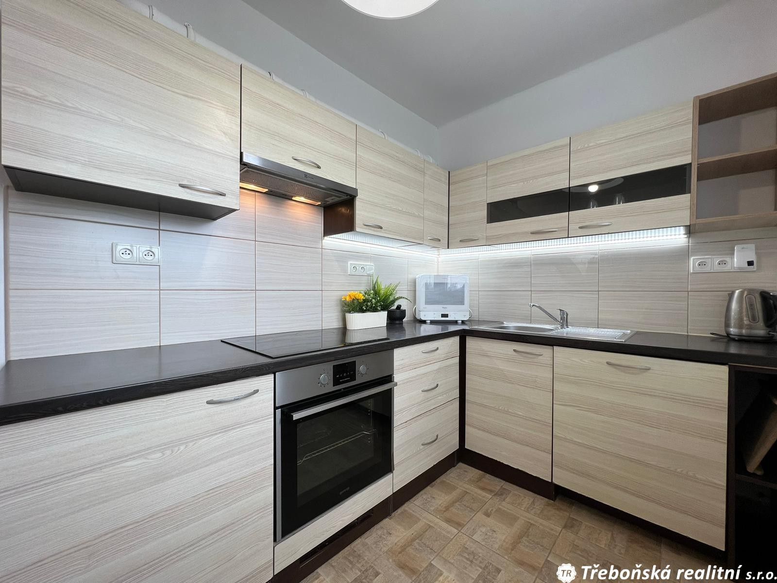 Pronájem byt 2+1 - Táboritská, Třeboň, 50 m²