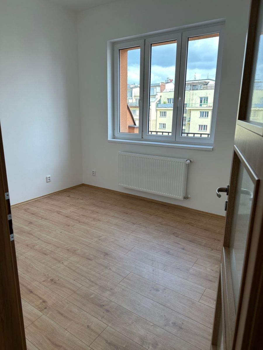 Byt 1+1 · 39 m² · Poupětova, Praha - Holešovice - 3