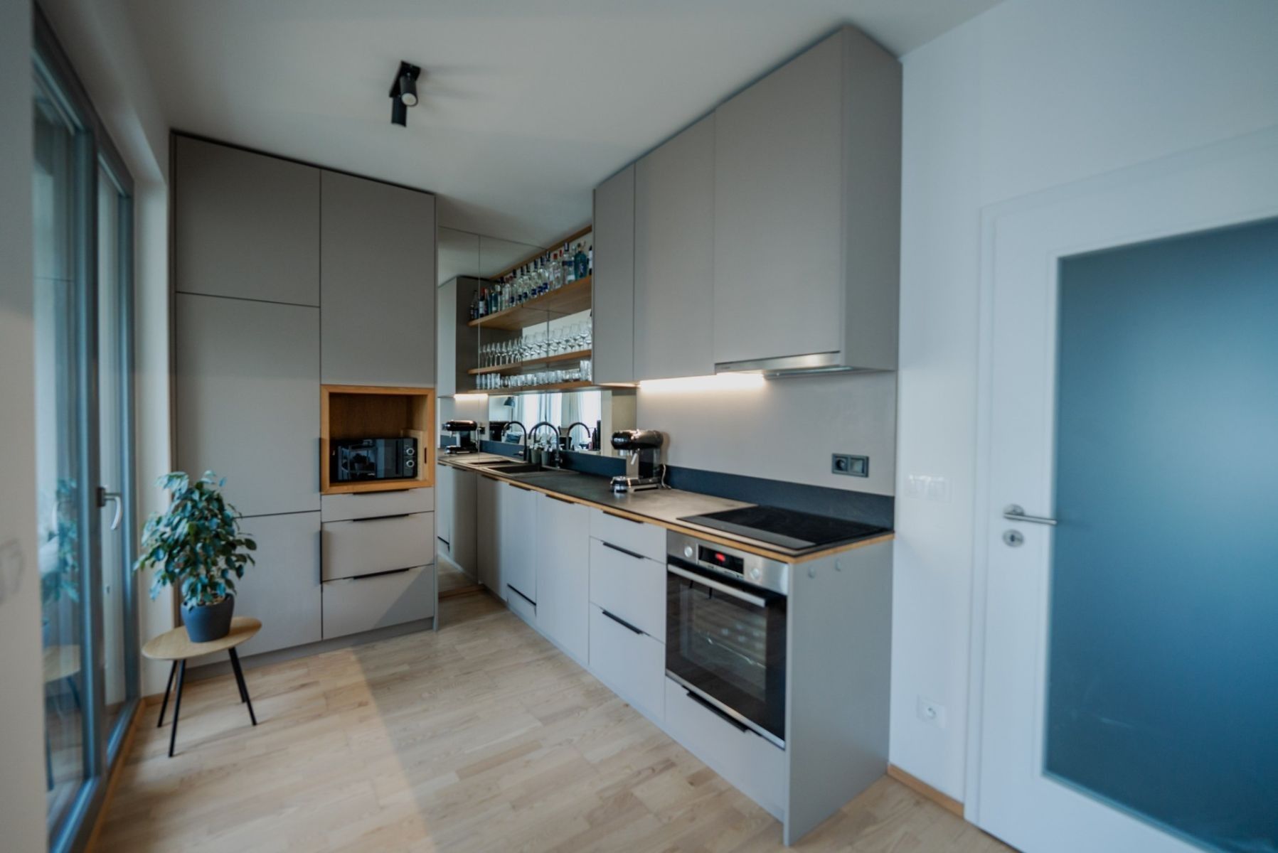 Byt 2+kk · 58 m² · Breitfeldova, Praha - Karlín - 3
