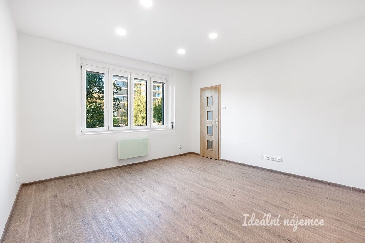 Byt 2+kk · 41 m² · Patočkova, Praha - 2
