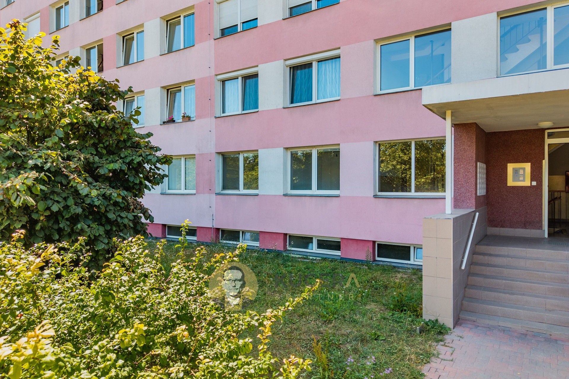 3+1, 17. listopadu, Neratovice, 73 m² - 1
