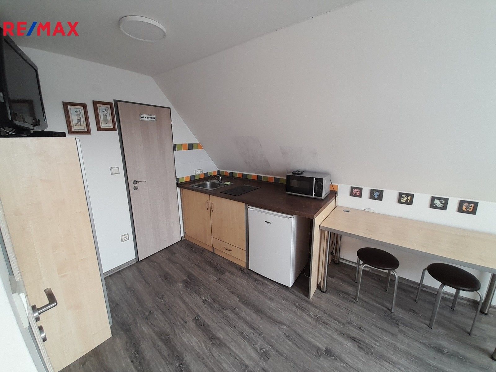 Pronájem byt 1+kk - Oblekovická 73, Znojmo, 15 m²