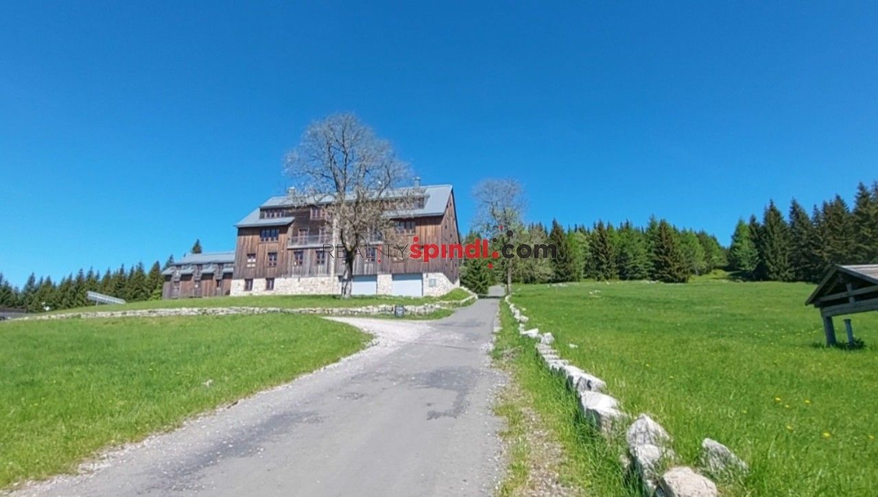 4+1, Špindlerův Mlýn, 149 m² - 1