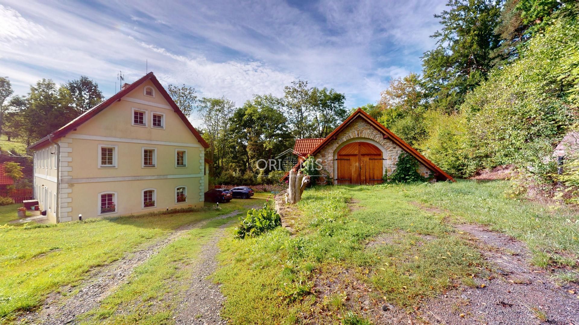 Prodej dům - Oslovice, Okounov, 600 m²