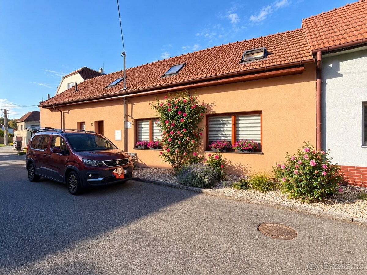 Prodej rodinný dům - Nesovice, 683 33, 160 m² - 1