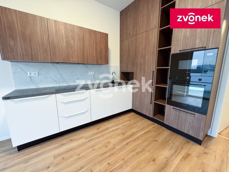 Pronájem byt 2+kk - Komárovská, Brno, 55 m²