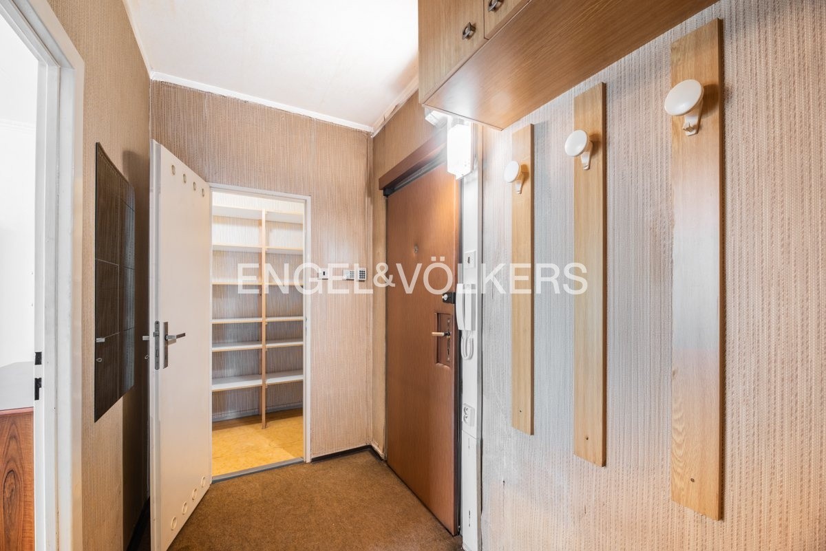 Byt 3+1 · 64 m² · Renoirova 619, Praha Hlubočepy - 3