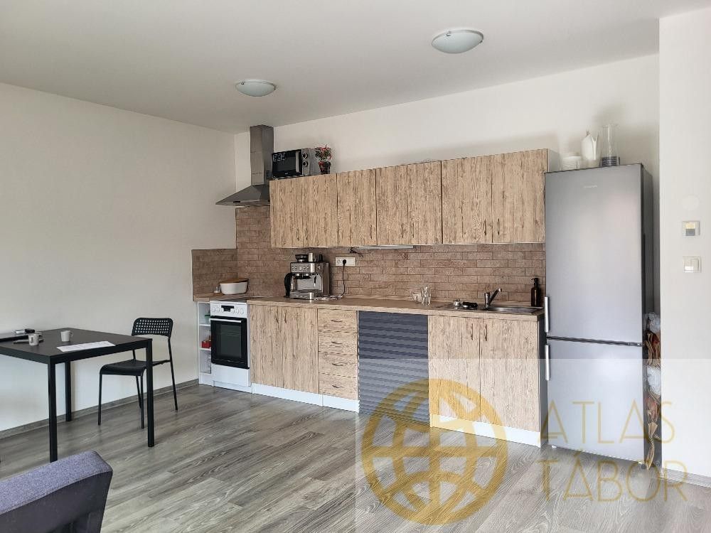 2+kk, Ve Struhách, Tábor, 53 m² - 2