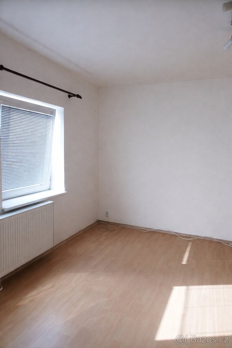 Pronájem byt - Kostelec nad Černými Lesy, 281 63