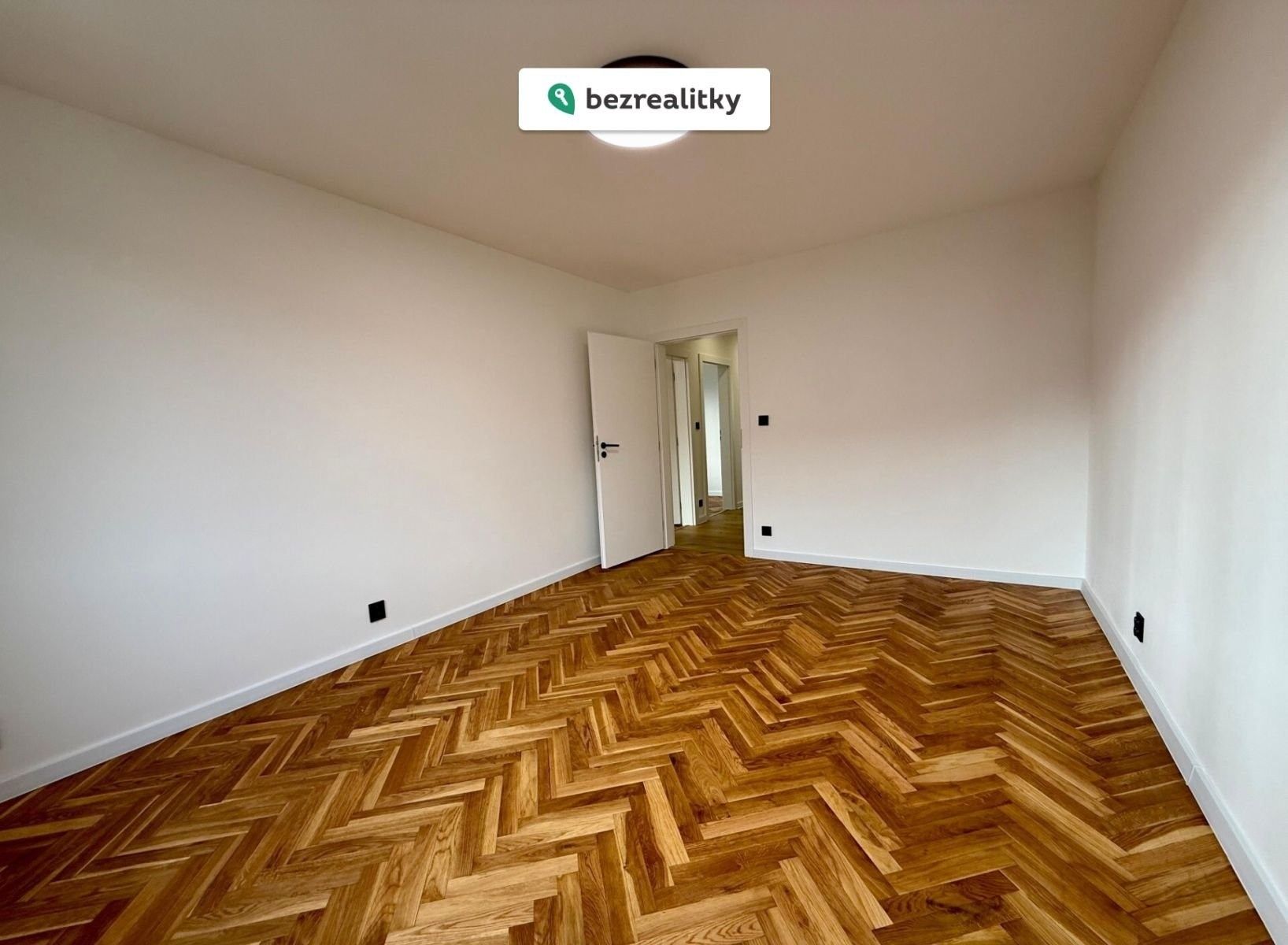 Prodej byt 4+1 - Modenská, Karlovy Vary, 77 m²