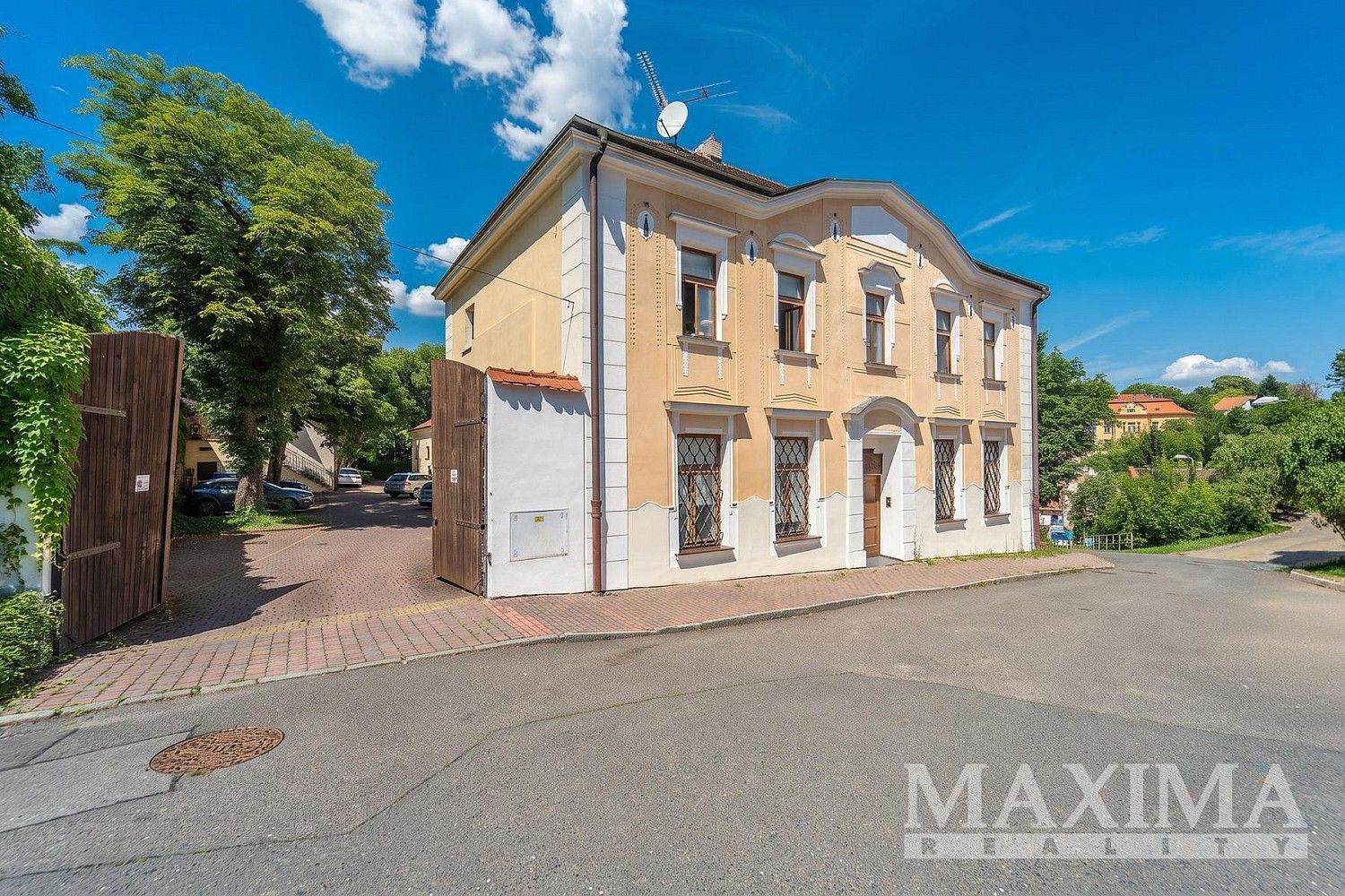 Rodinný dům · 250 m² · Praha - Bohnice, okres Praha 8, Hlavní město Praha - 4