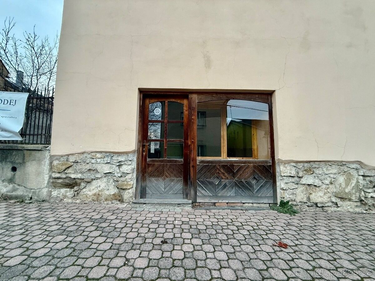 Pronájem obchodní prostory - Příbor, 742 58