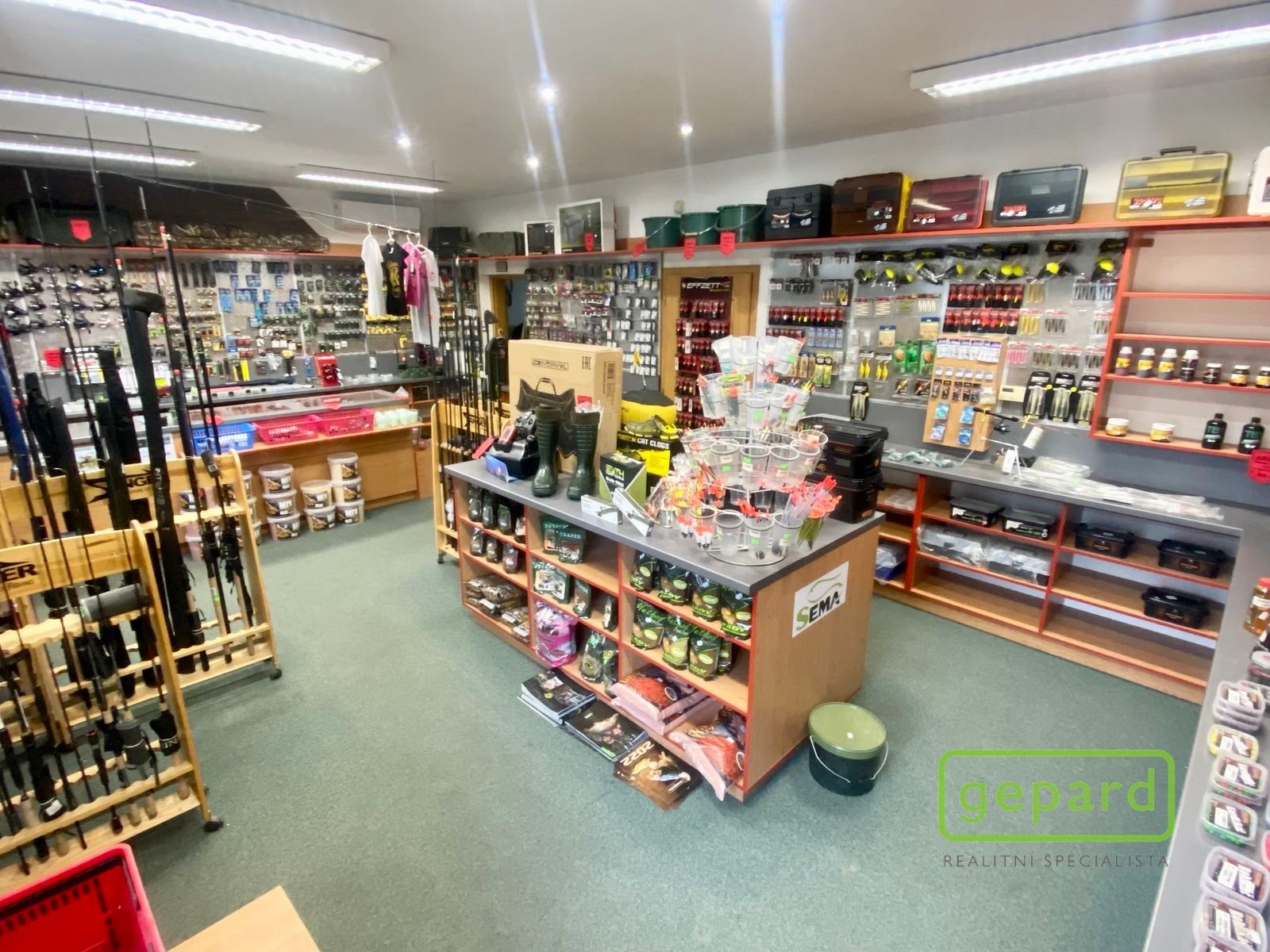 Pronájem obchodní prostory - Masarykova, Rudná, 52 m²