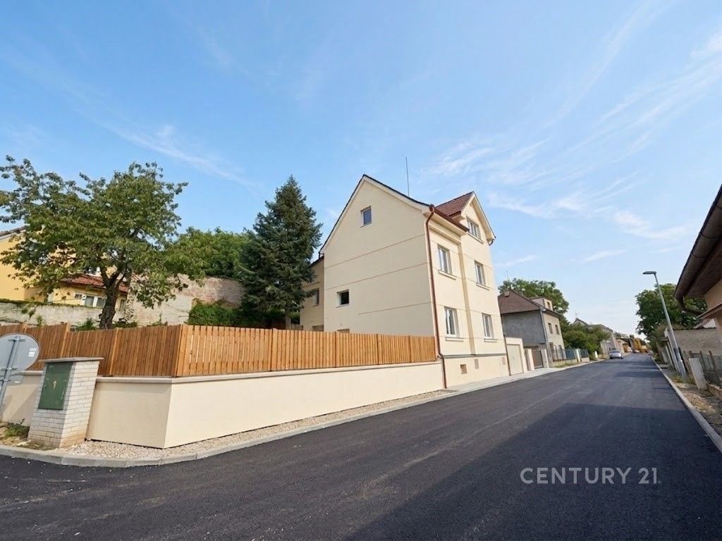 Rodinné domy, Jaroslava Elznice 1380, Kladno Švermov, 200 m² - 2