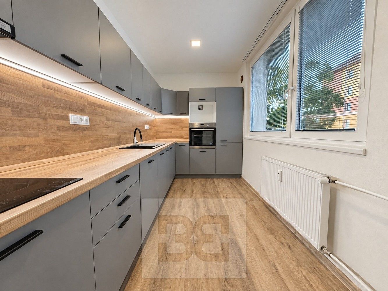 3+1, nám. Osvobození, Hodonín, 75 m² - 1