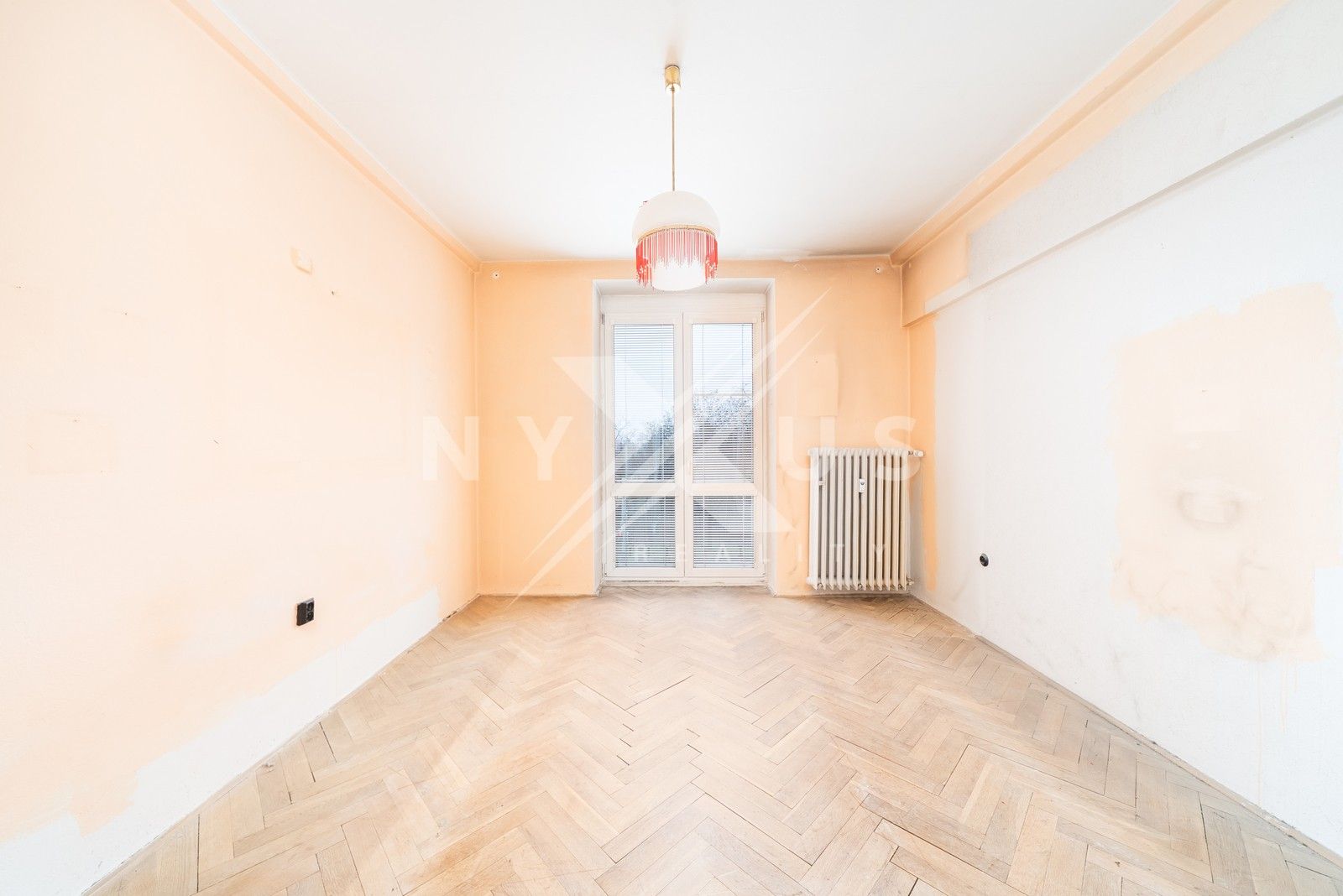 Prodej byt 2+1 - Černokostelecká, Praha, 57 m²