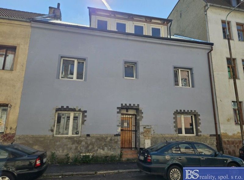 Činžovní domy, Řeháčkova, Ústí nad Labem, 310 m²