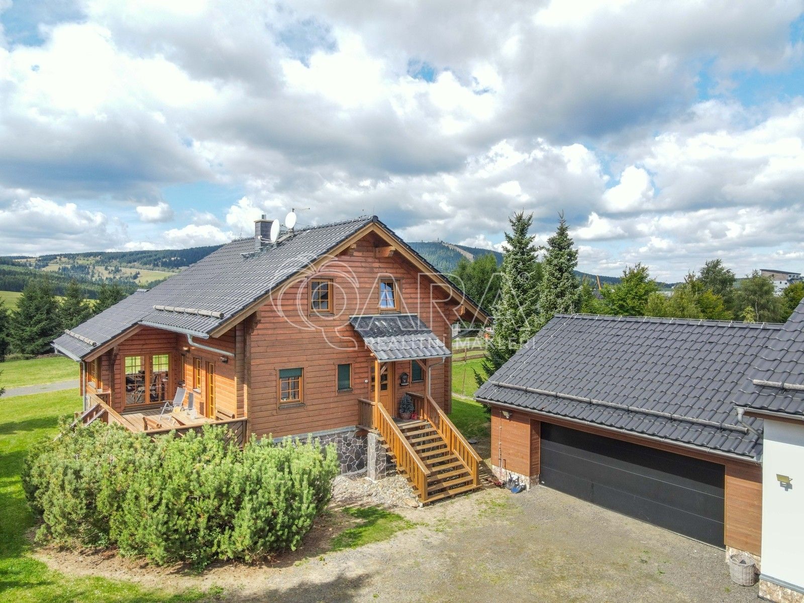 Ubytovací zařízení, Loučná, Loučná pod Klínovcem, 195 m²