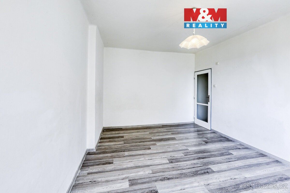 Byty, Nýřany, 330 23