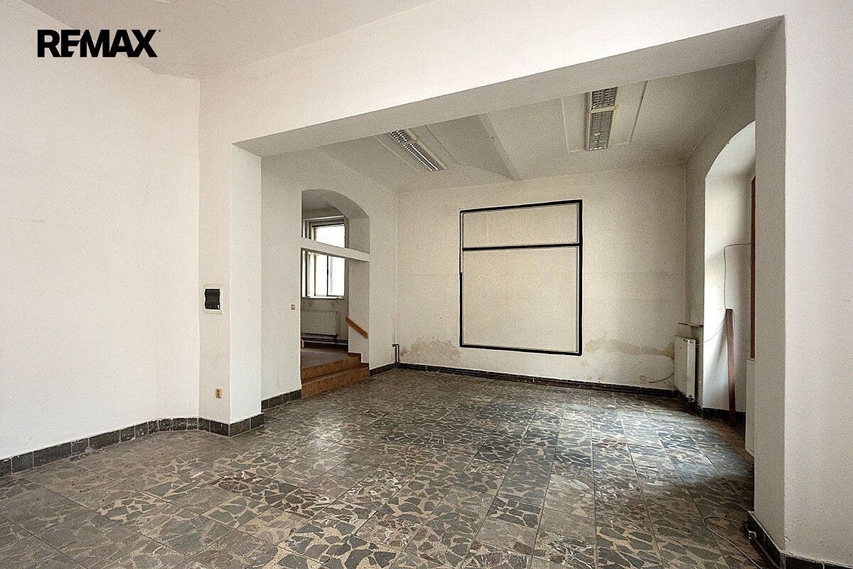 Pronájem obchodní prostory - Písek - Vnitřní Město, Jihočeský kraj, 183 m² - 5