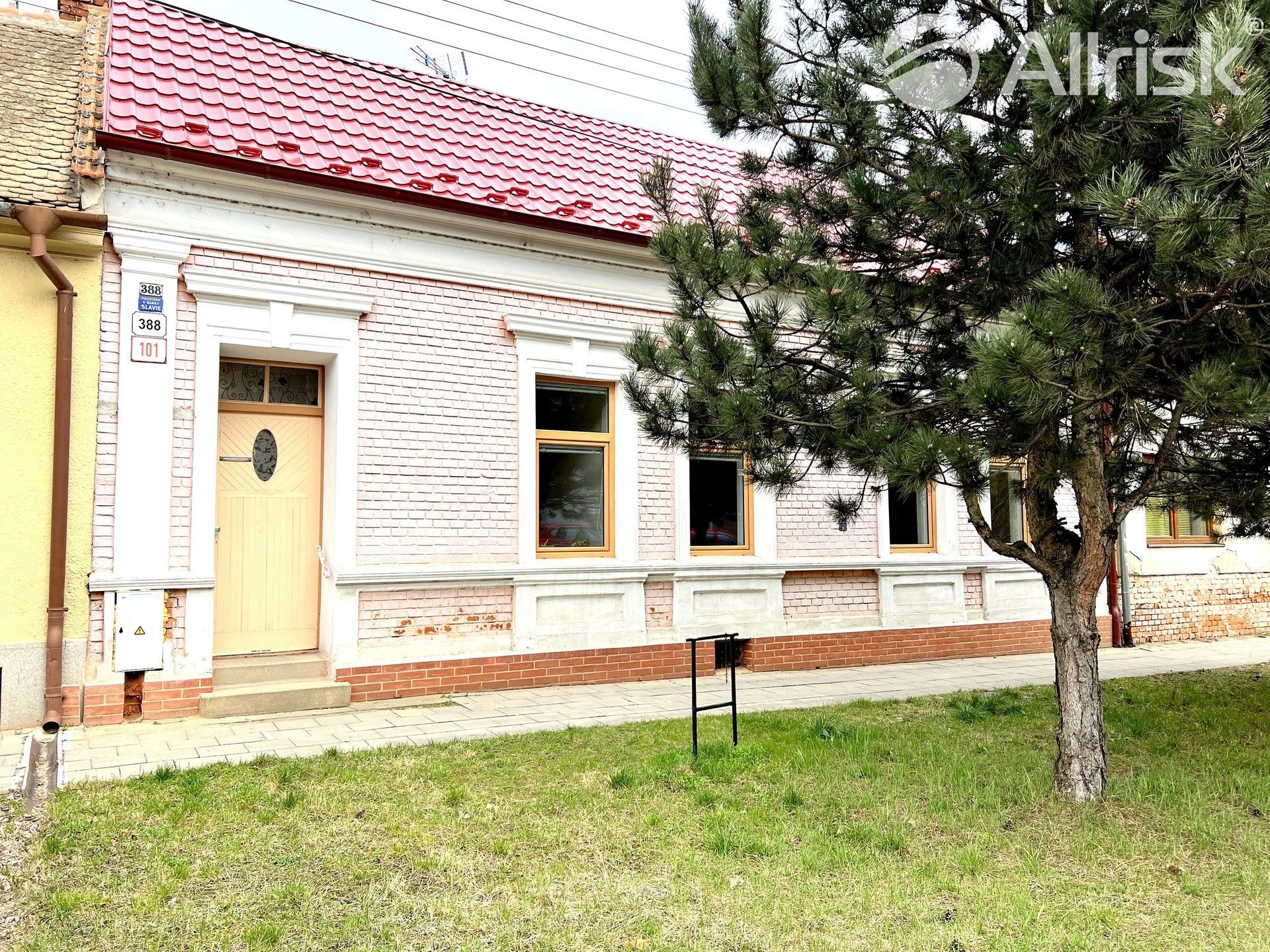 Rodinné domy, Hraniční, Břeclav Poštorná, 78 m² - 1