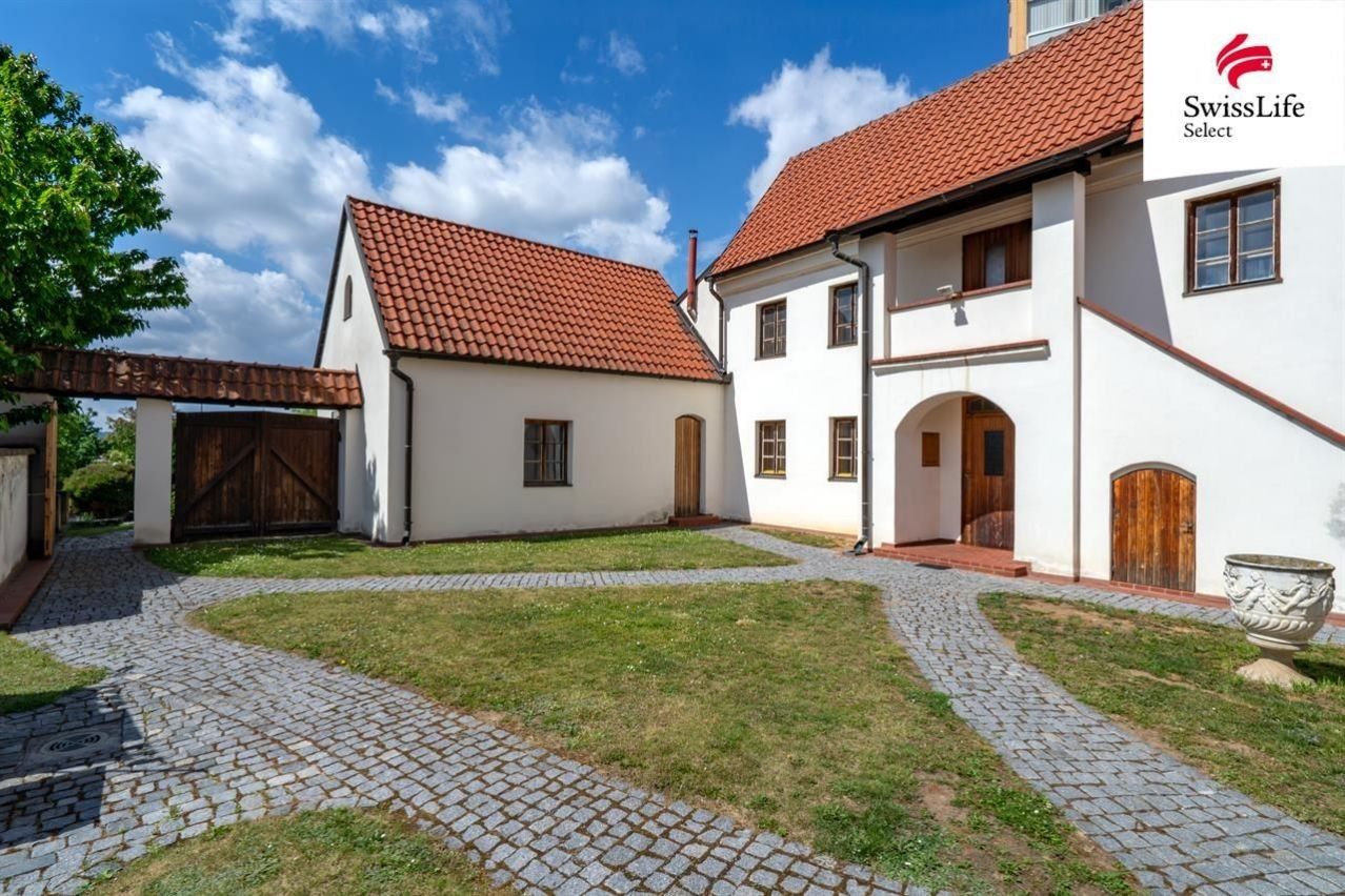 Památky, K Bohnicím , Praha Troja, 176 m² - 1