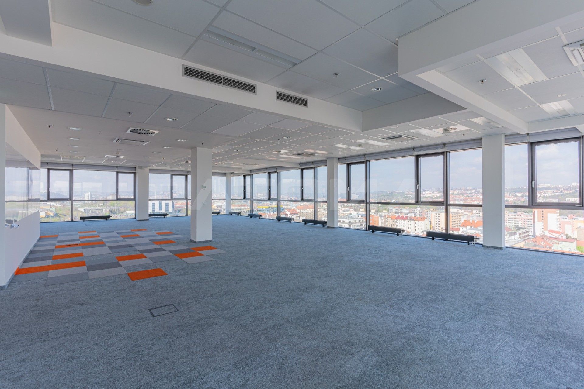 Kanceláře, Českomoravská, Praha, 548 m² - 2