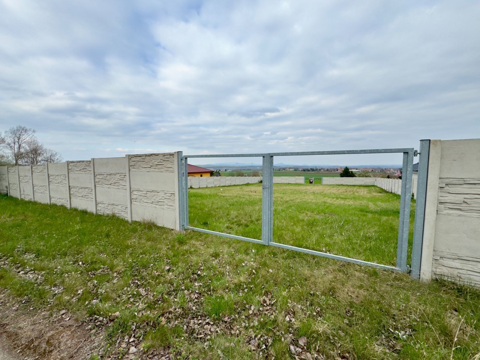 Pozemky pro bydlení, Žatec - Žatec, Ústecký kraj - 1