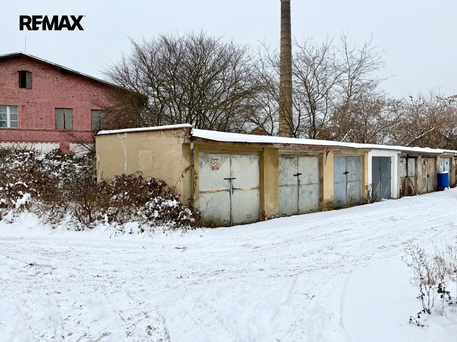 Garáže, Ústí nad Labem, 20 m² - 2