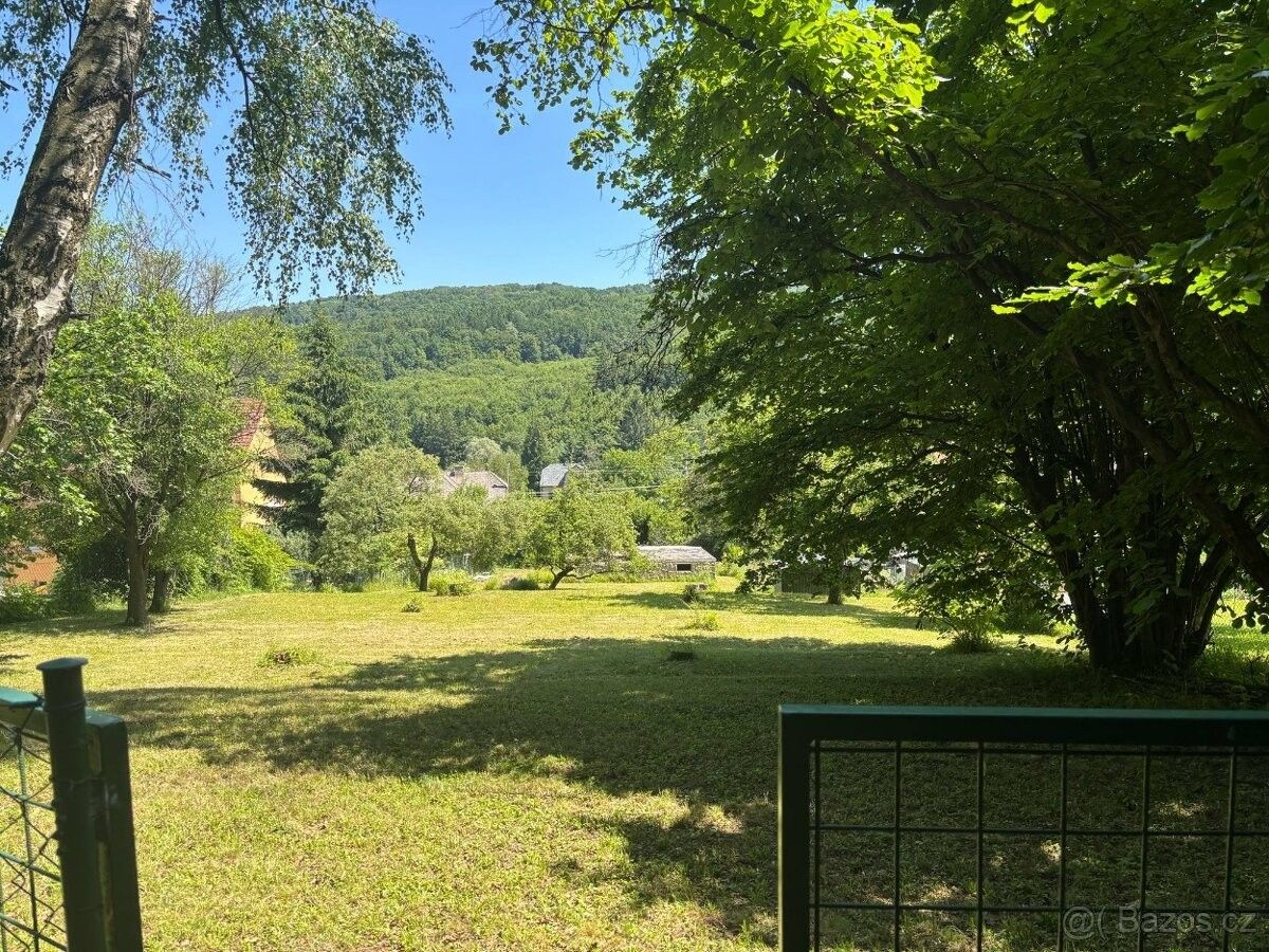 Prodej pozemek pro bydlení - Strání, 687 66