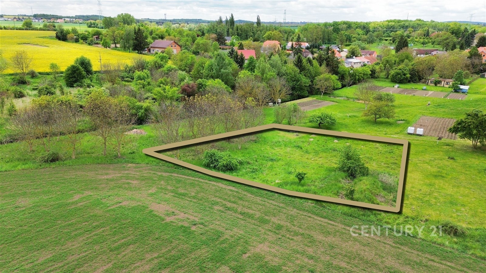 Komerční pozemek · Mratín - 3