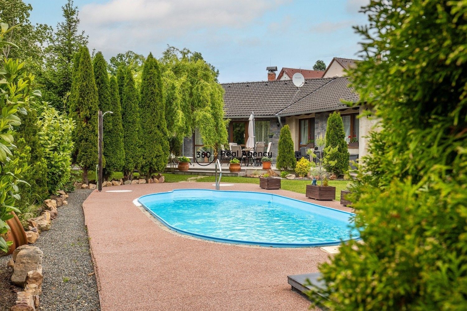 Rodinné domy, Klínec, 262 m²