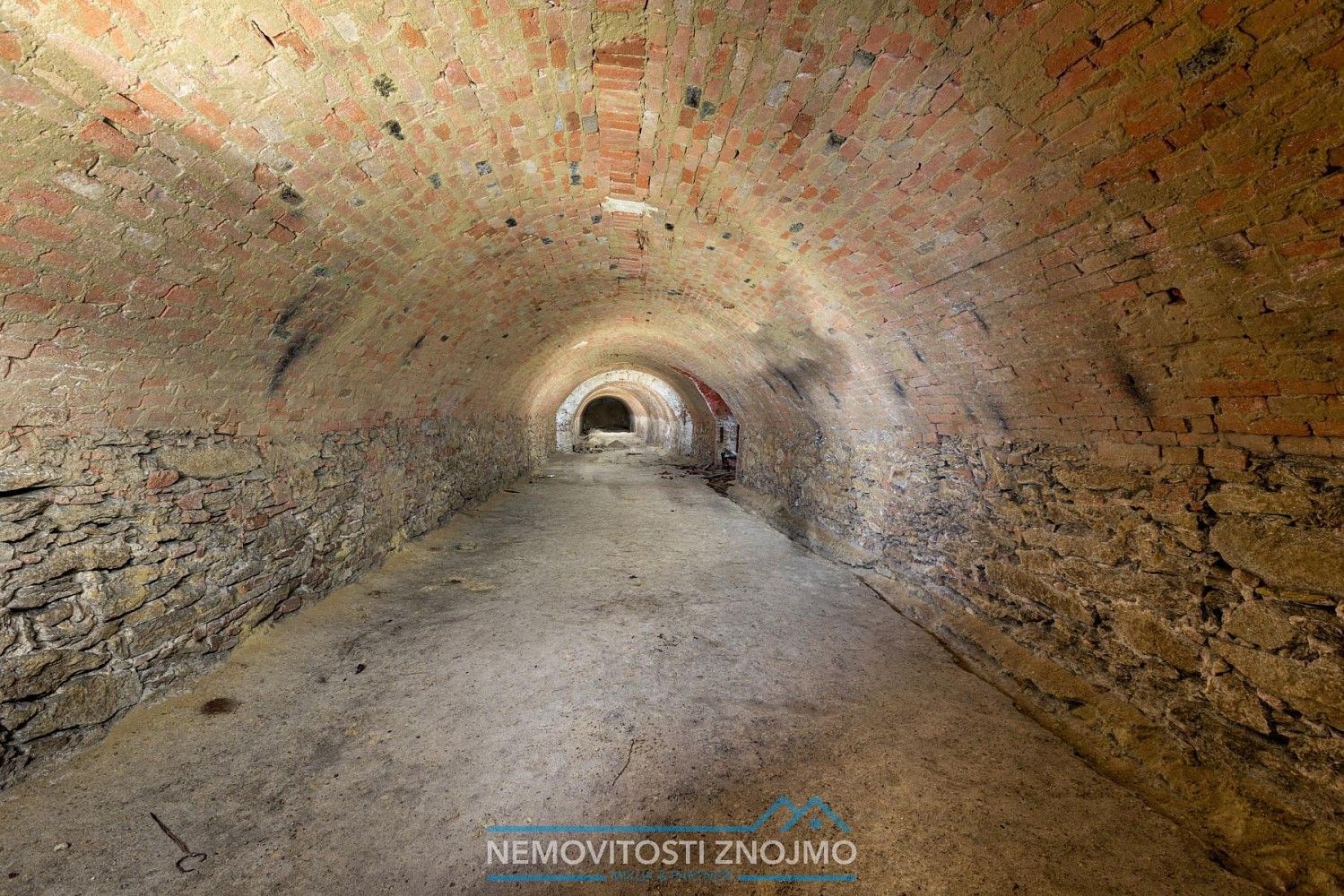 Komerční nemovitost · 219 m² · Šatov, okres Znojmo - 4
