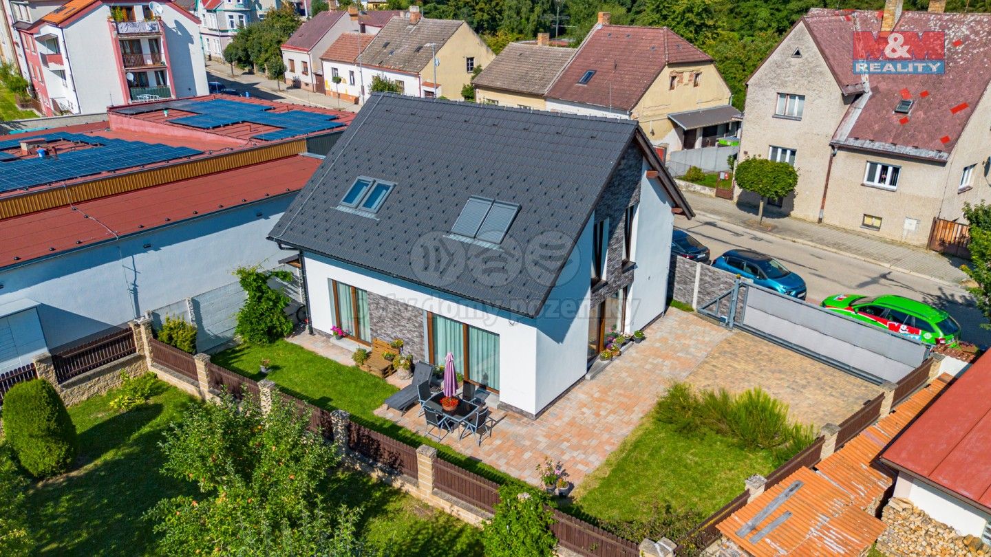 Rodinné domy, 9. května, Jindřichův Hradec, 129 m²