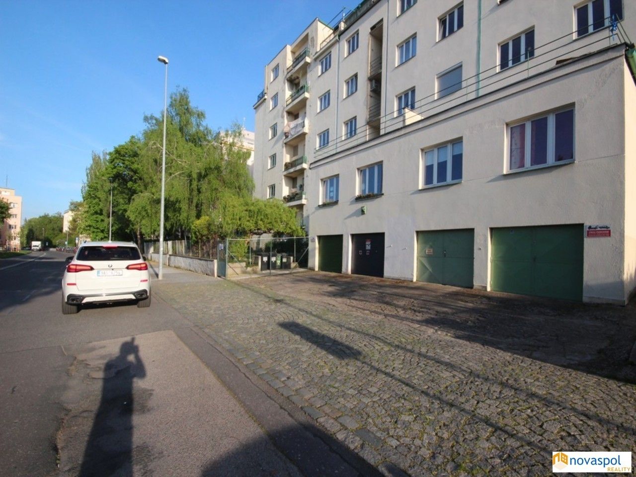 Garáž · 17 m² · Pod Marjánkou, Praha - 4