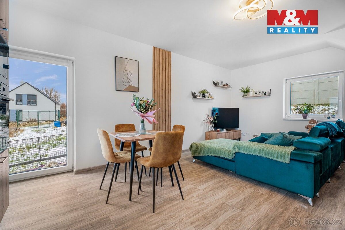 Prodej rodinný dům - Dolní Bousov, 294 04