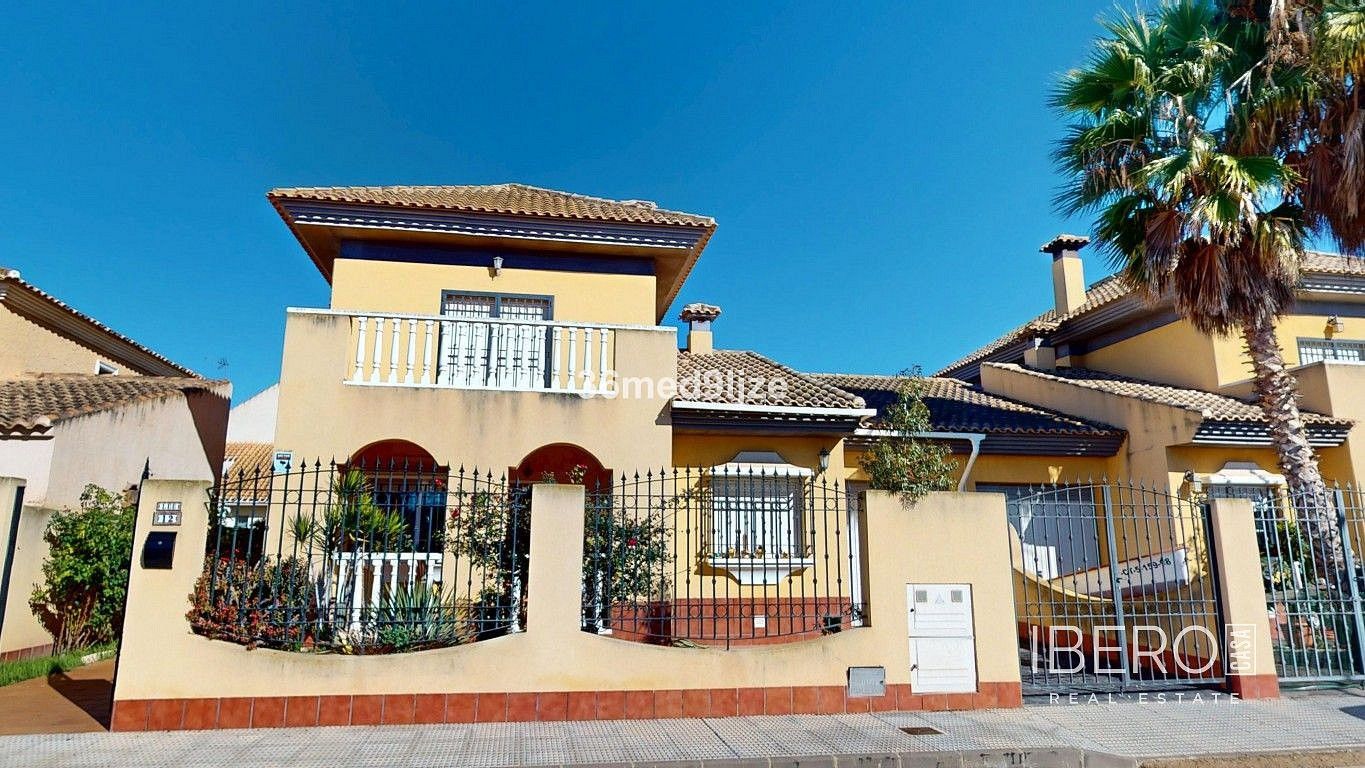 Prodej rodinný dům - Los Alcazares, ES, 244 m² - 2