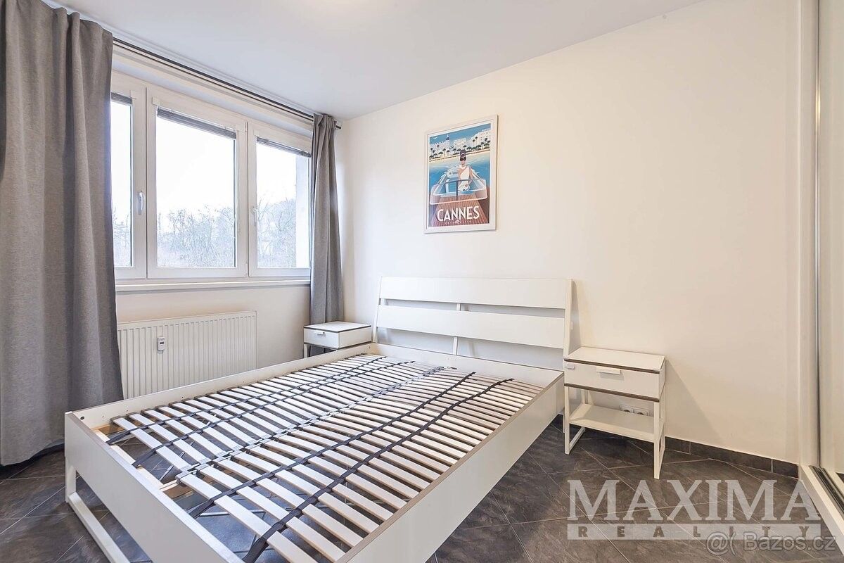 Pronájem byt - Praha, 100 00