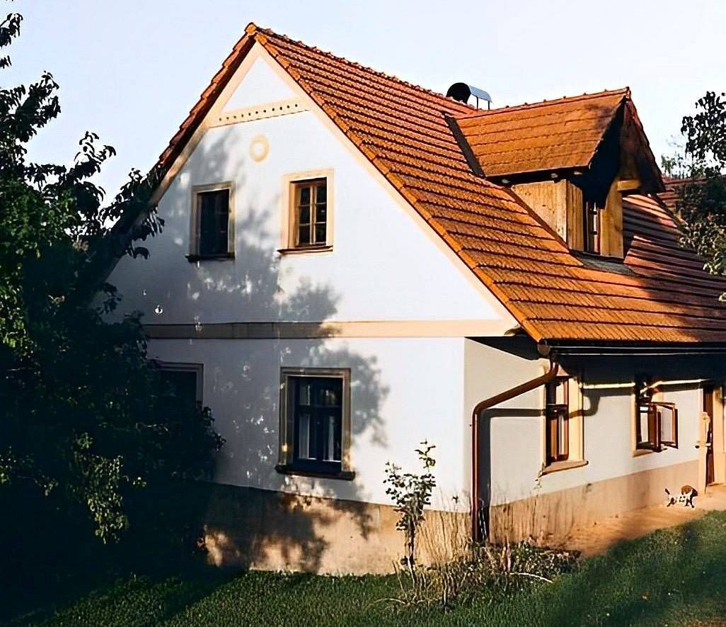 Chaty, Lázně Bělohrad - Dolní Javoří, Královéhradecký kraj