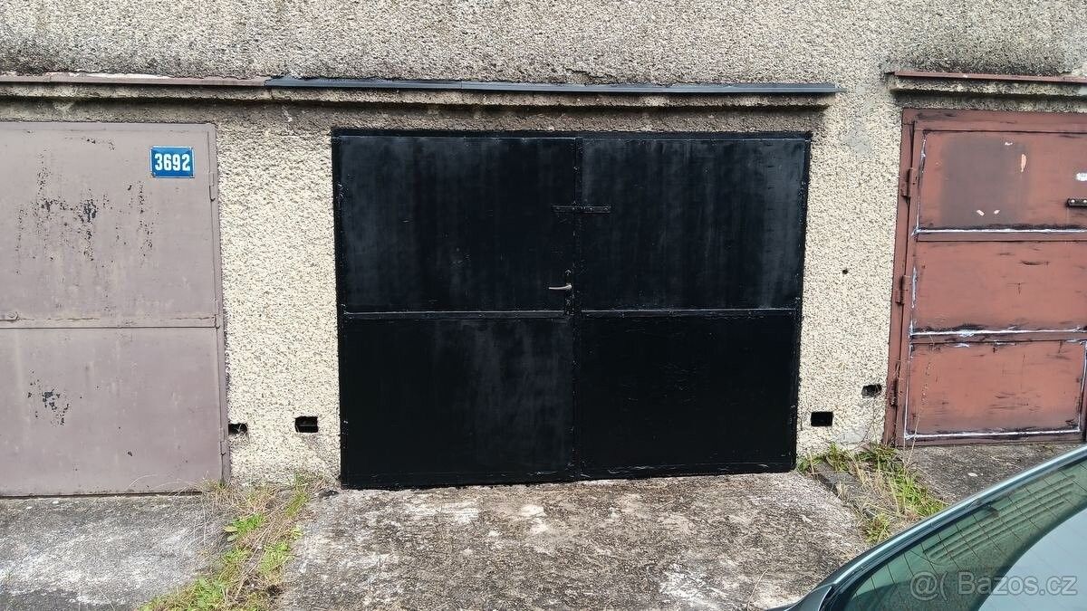 Garáže, Havířov, 735 64