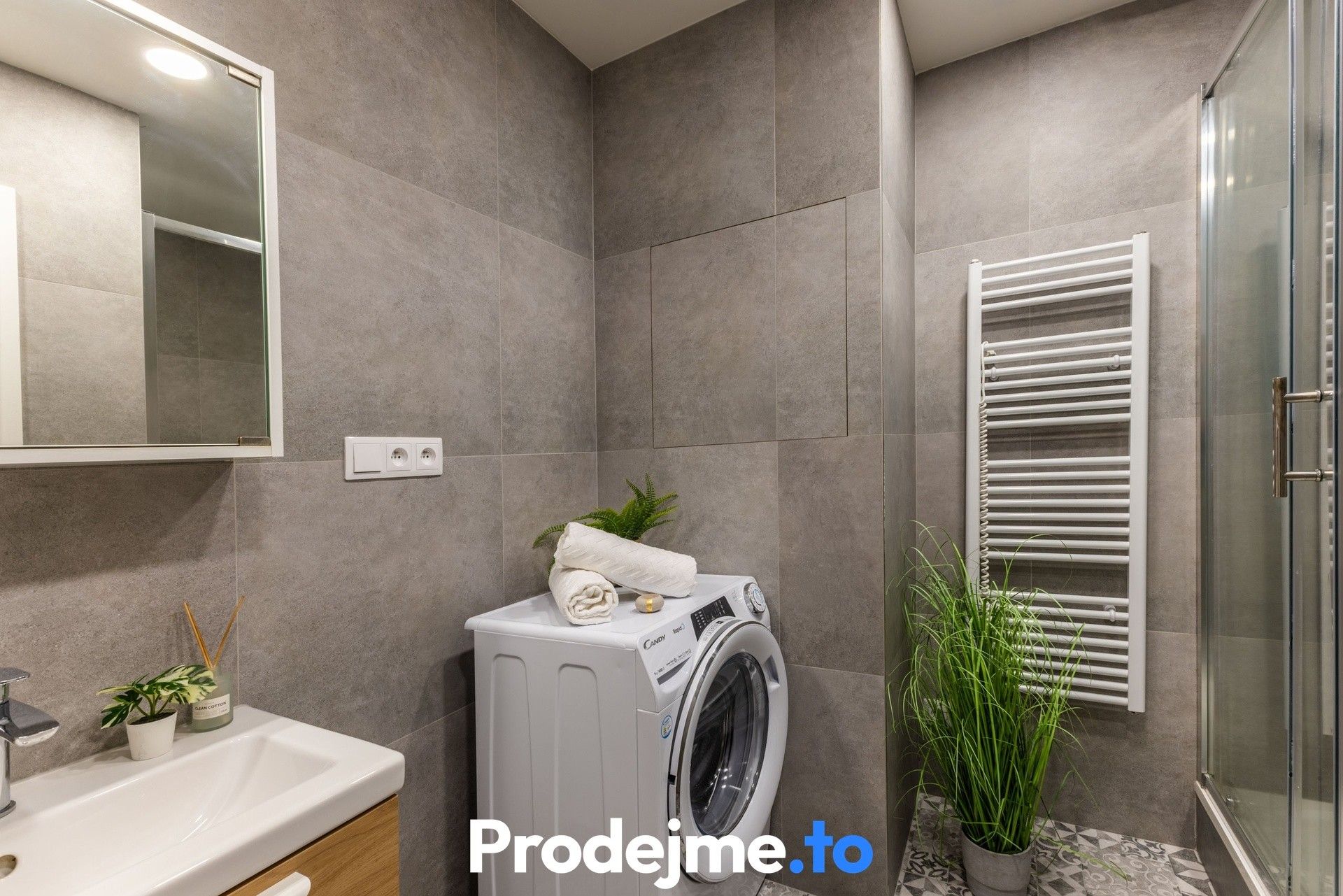 Byt 4+kk · 73 m² · Teplická, Praha - 4