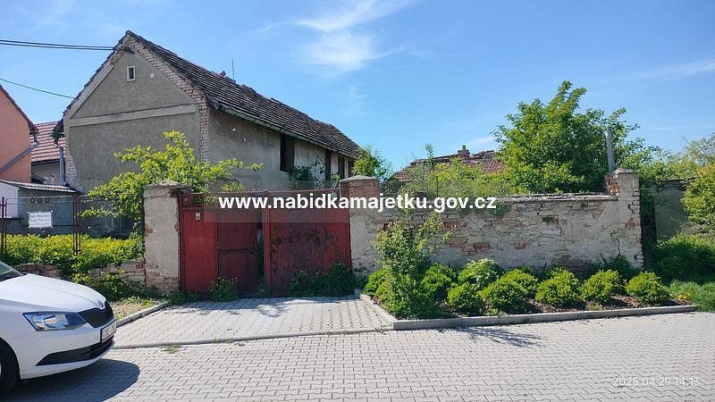 Rodinné domy, Račiněves, okres Litoměřice, 93 m² - 1