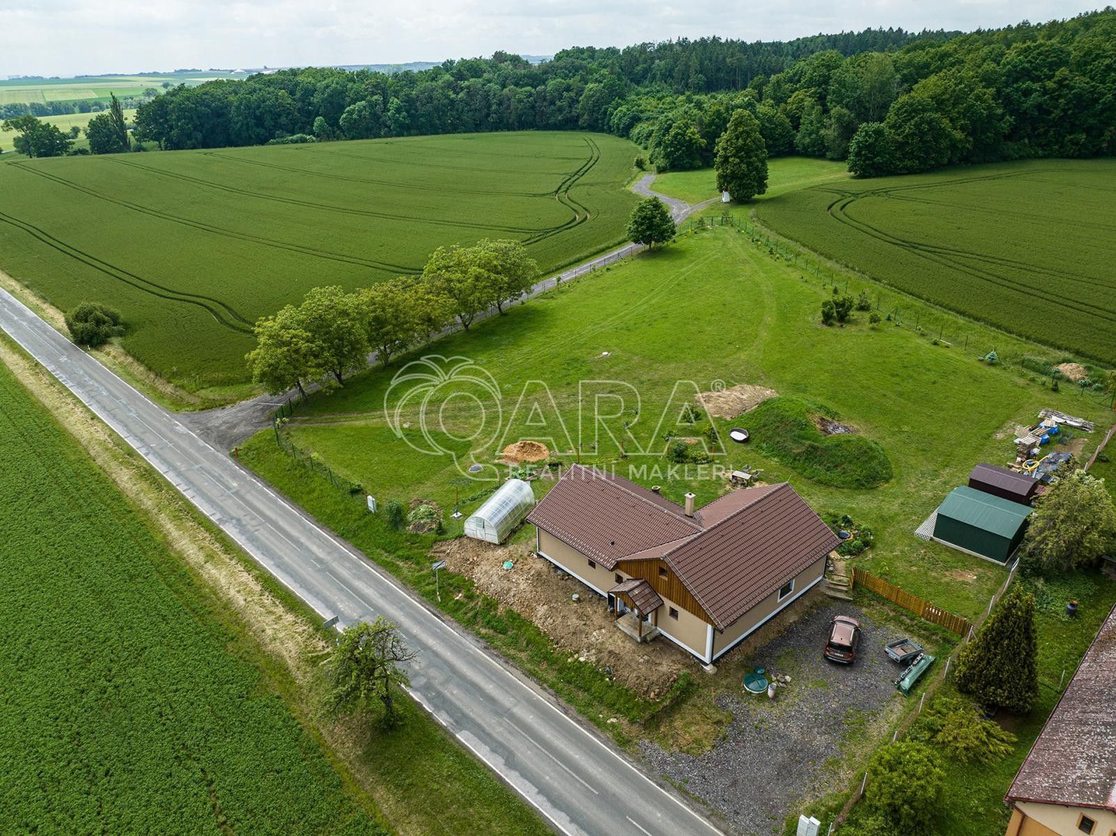 Prodej pozemek pro bydlení - Bukvice - 2
