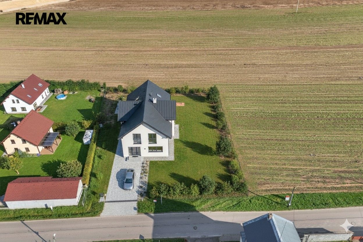 Pozemek pro bydlení · 1 671 m² · Všestary - 3