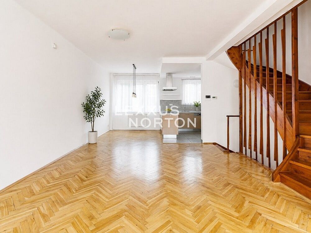 Pronájem rodinný dům - Praha - Dejvice, okres Praha 6, Hlavní město Praha, 172 m² - 2
