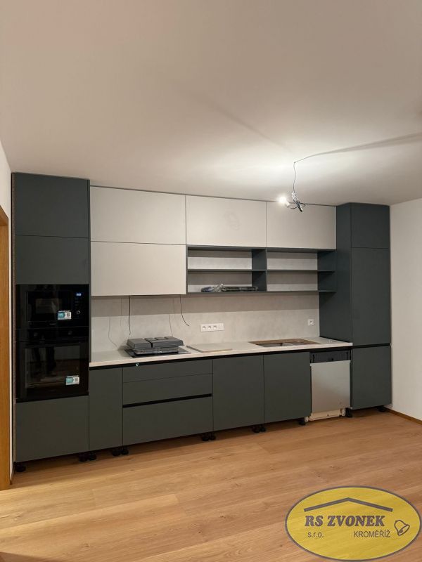 Pronájem byt 2+kk - Štěchovice, Kroměříž, 50 m²