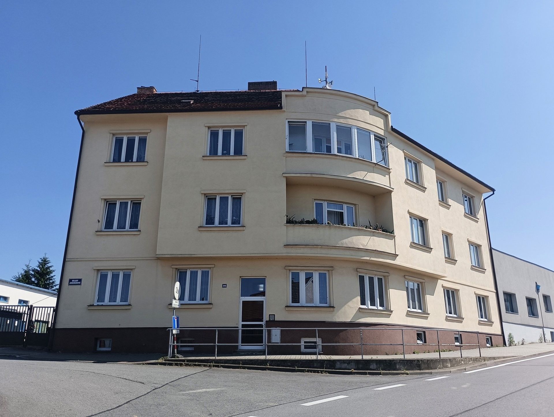 4+1, Milady Jungmanové, Mladá Vožice, 142 m²